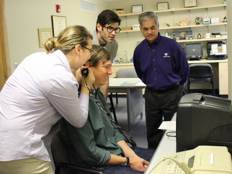 Video otoscopic to see ear drum